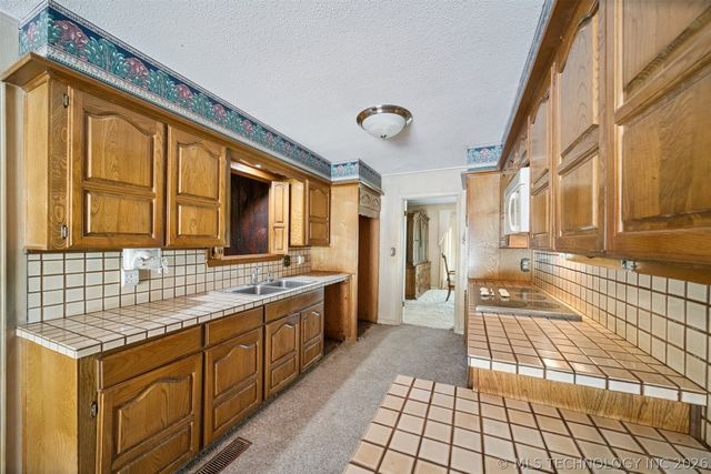 18104 S 4200 Road, Claremore, OK 74017