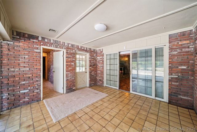18104 S 4200 Road, Claremore, OK 74017