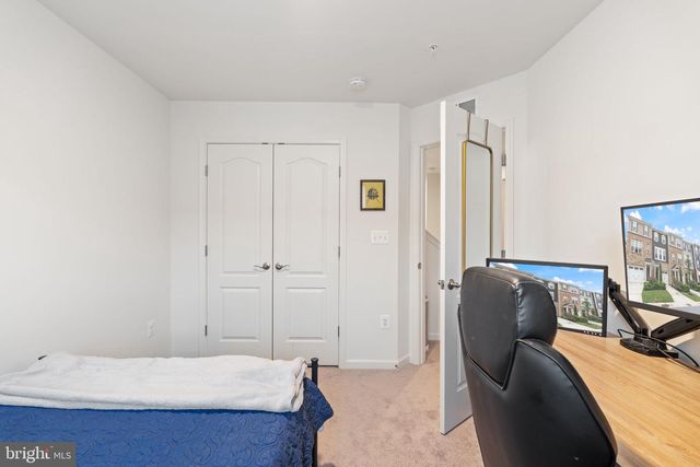 1333 HAWK HOLLOW DR, Crofton, MD 21114