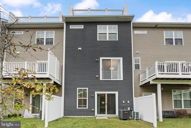1333 HAWK HOLLOW DR, Crofton, MD 21114