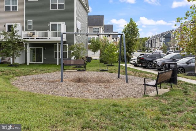 1333 HAWK HOLLOW DR, Crofton, MD 21114
