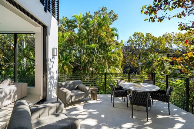 3551 Crystal Court, Miami, FL 33133