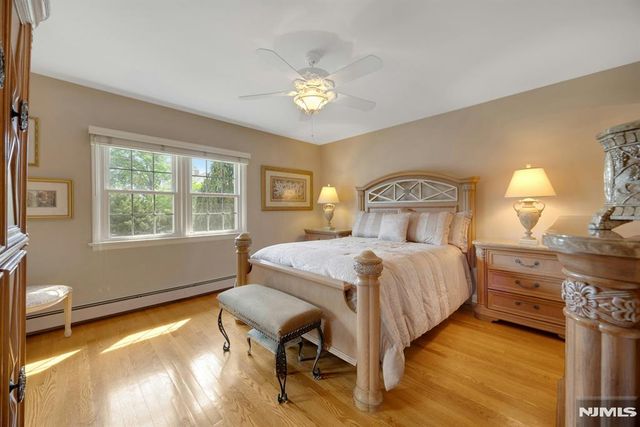 184 W Passaic Avenue, Rutherford, NJ 07070