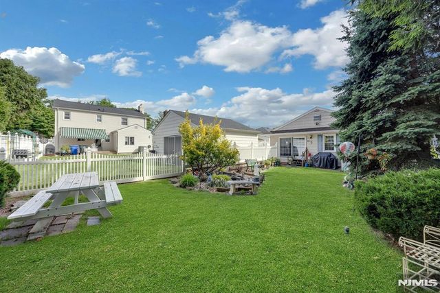 184 W Passaic Avenue, Rutherford, NJ 07070
