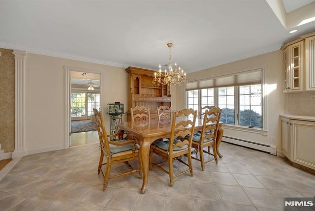 184 W Passaic Avenue, Rutherford, NJ 07070