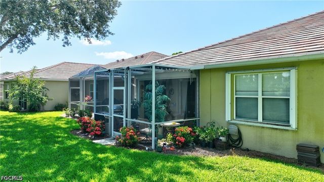 4736 Fairloop RUN, Lehigh Acres, FL 33973