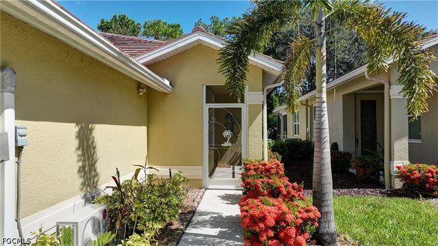 4736 Fairloop RUN, Lehigh Acres, FL 33973