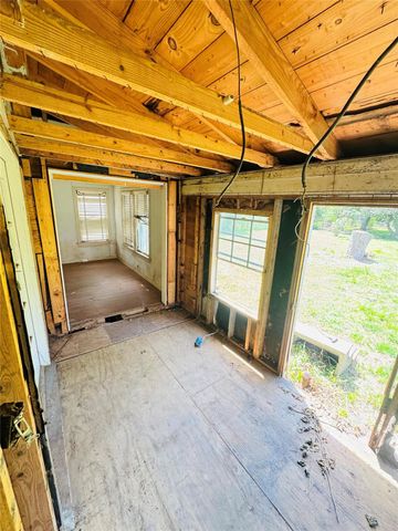 304 North Street, Baytown, TX 77520