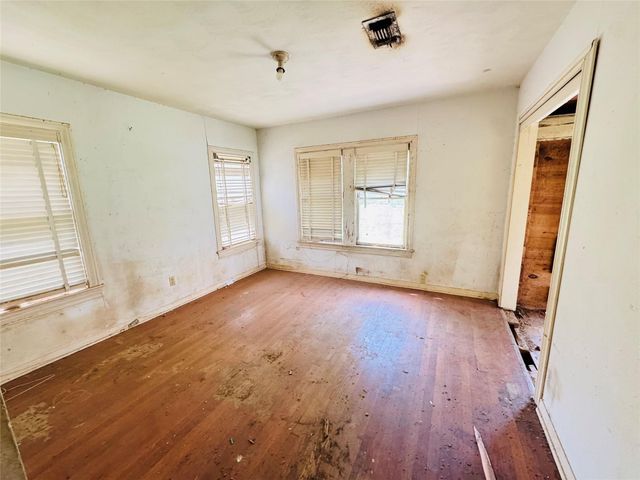 304 North Street, Baytown, TX 77520