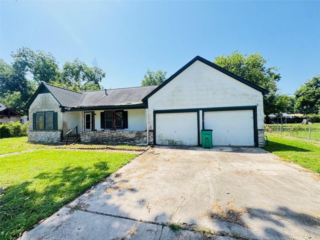 304 North Street, Baytown, TX 77520