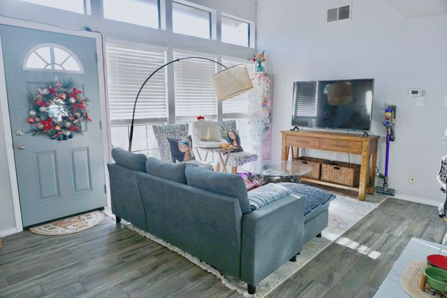 18240 Midway Road 706, Dallas, TX 75287