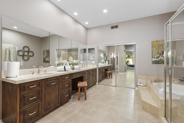 89 N Kavenish Drive, Rancho Mirage, CA 92270