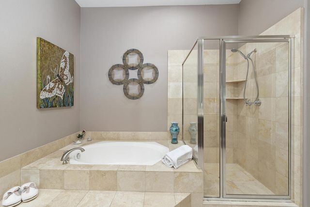 89 N Kavenish Drive, Rancho Mirage, CA 92270