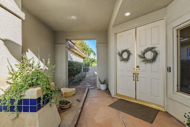 89 N Kavenish Drive, Rancho Mirage, CA 92270