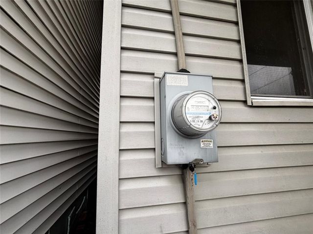 135 Hamilton Ave, Vandergrift, PA 15690