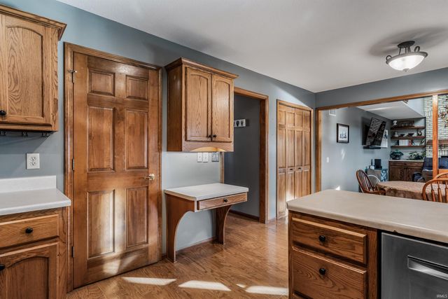 6329 Treasure Cove, Fort Wayne, IN 46835