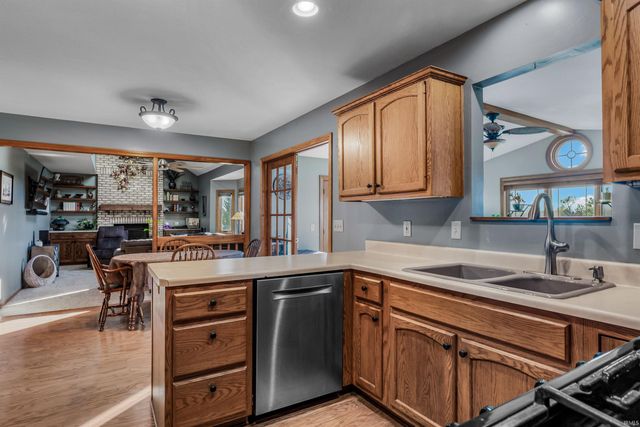 6329 Treasure Cove, Fort Wayne, IN 46835