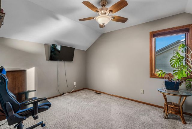 6329 Treasure Cove, Fort Wayne, IN 46835