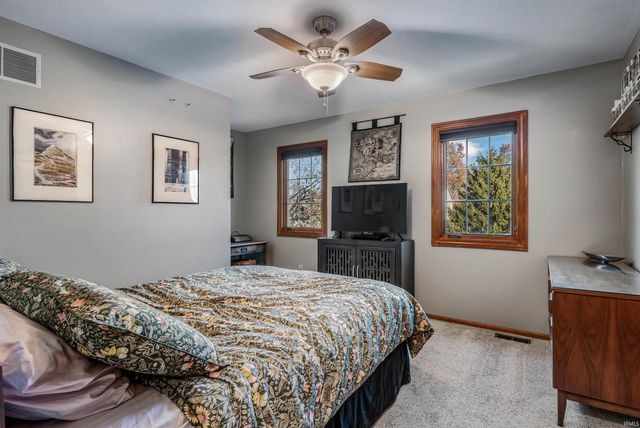 6329 Treasure Cove, Fort Wayne, IN 46835