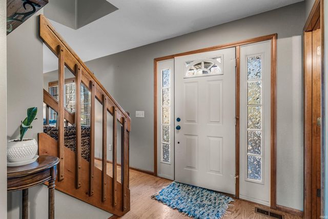 6329 Treasure Cove, Fort Wayne, IN 46835