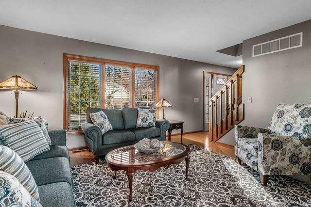 6329 Treasure Cove, Fort Wayne, IN 46835