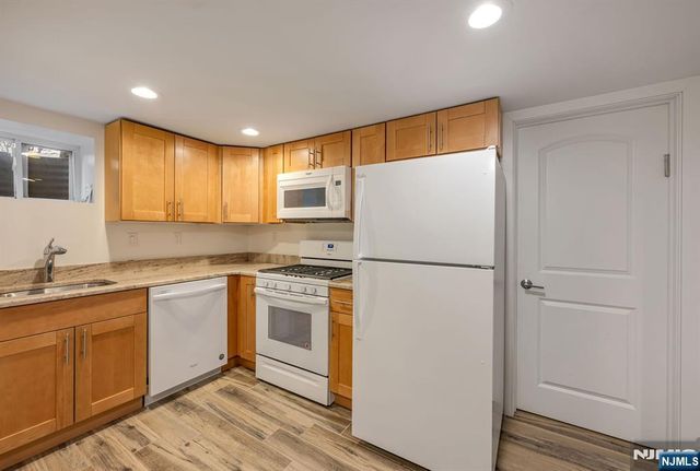 681 Palisade Avenue, Teaneck, NJ 07666