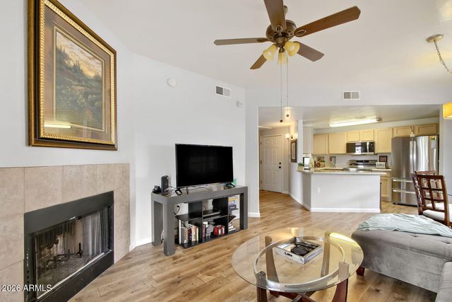 10401 N 52ND Street 105, Paradise Valley, AZ 85253