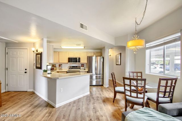10401 N 52ND Street 105, Paradise Valley, AZ 85253