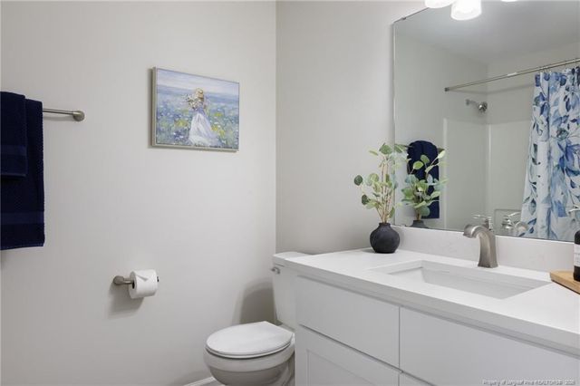 660 Daharan Drive, Fayetteville, NC 28314