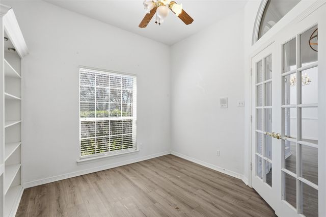 424 Country Ridge Lane, Red Oak, TX 75154