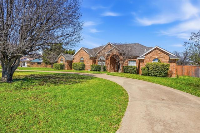 424 Country Ridge Lane, Red Oak, TX 75154
