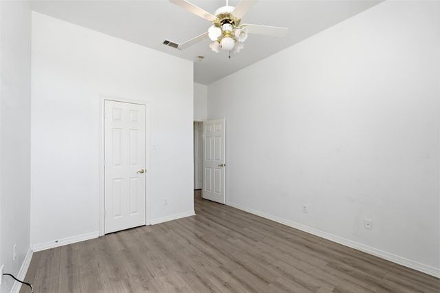 424 Country Ridge Lane, Red Oak, TX 75154