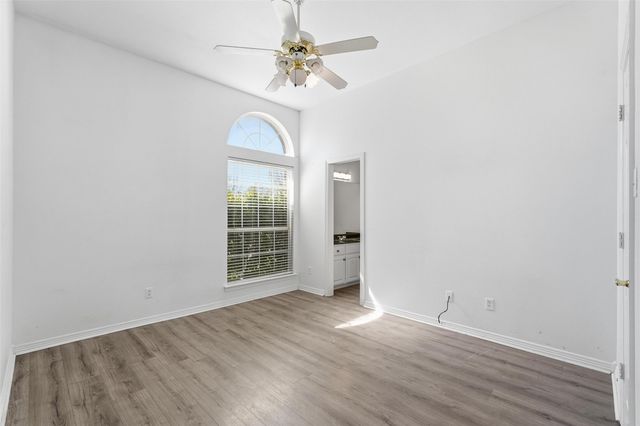 424 Country Ridge Lane, Red Oak, TX 75154