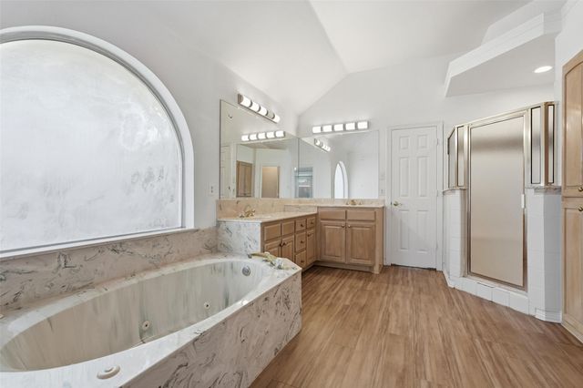 424 Country Ridge Lane, Red Oak, TX 75154