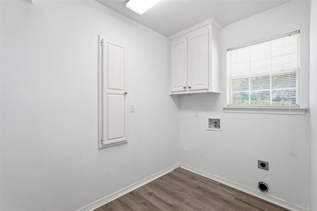 424 Country Ridge Lane, Red Oak, TX 75154