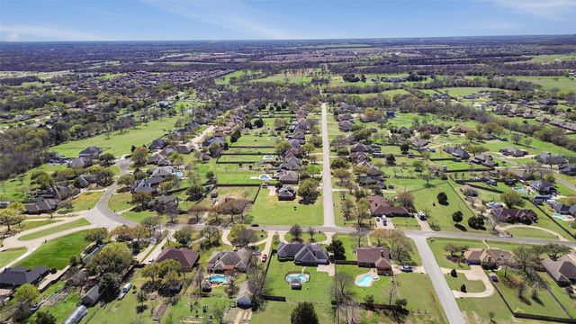 424 Country Ridge Lane, Red Oak, TX 75154