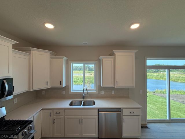 1709 Meadows Drive NE, East Bethel, MN 55011