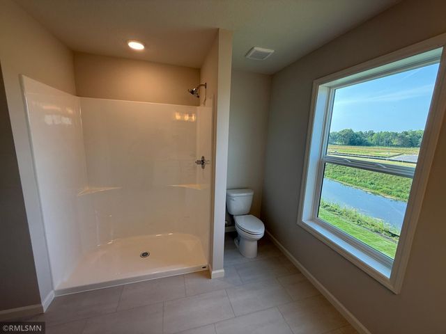 1709 Meadows Drive NE, East Bethel, MN 55011