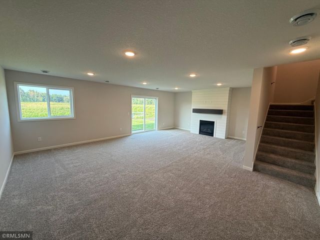 1709 Meadows Drive NE, East Bethel, MN 55011