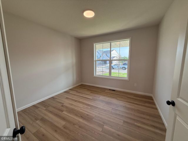 1709 Meadows Drive NE, East Bethel, MN 55011