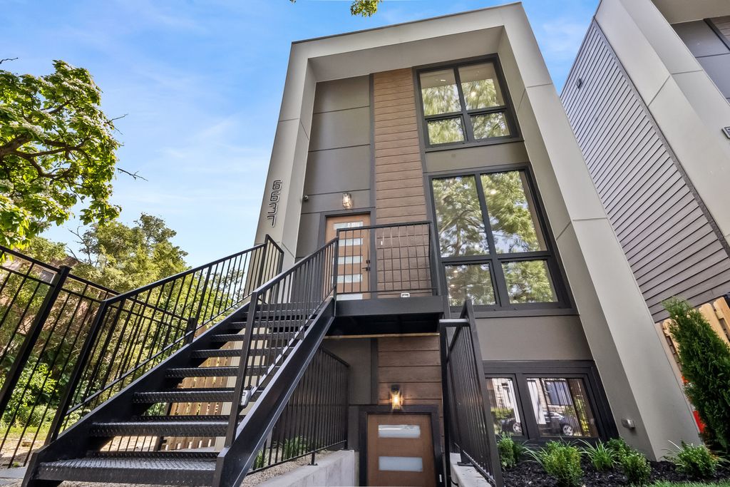 6637 S Evans Avenue, Chicago, IL 60637