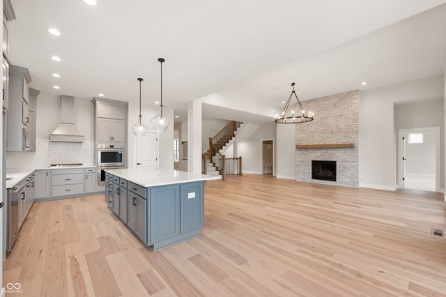 15926 Bellows Avenue, Fishers, IN 46040