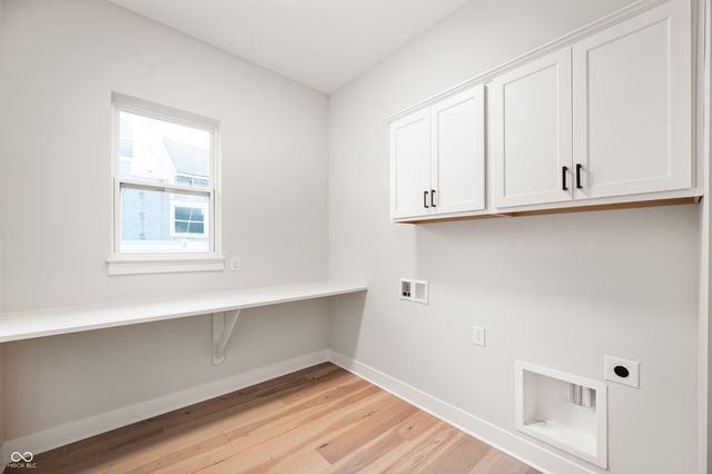 15926 Bellows Avenue, Fishers, IN 46040