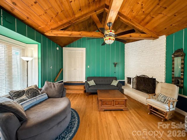 404 Fairview Drive, Lexington, NC 27292