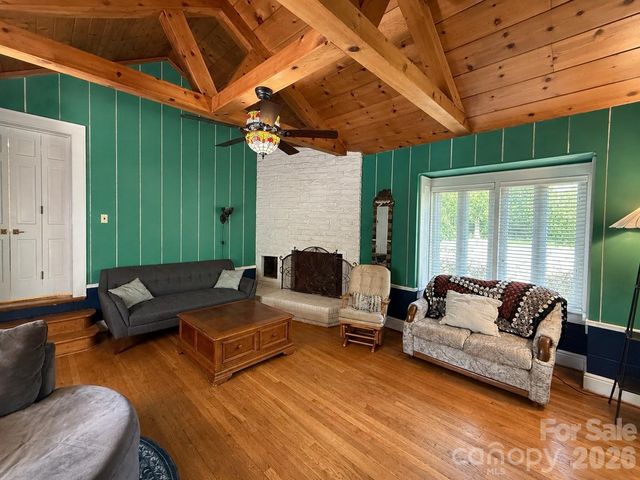 404 Fairview Drive, Lexington, NC 27292