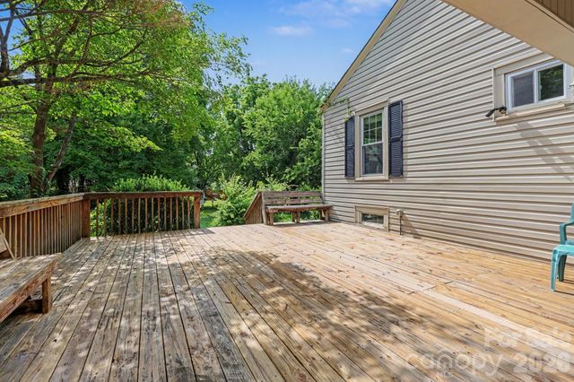 404 Fairview Drive, Lexington, NC 27292