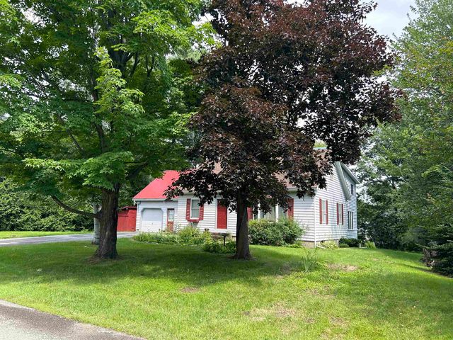 70 Stagecoach Drive, Newport City, VT 05855