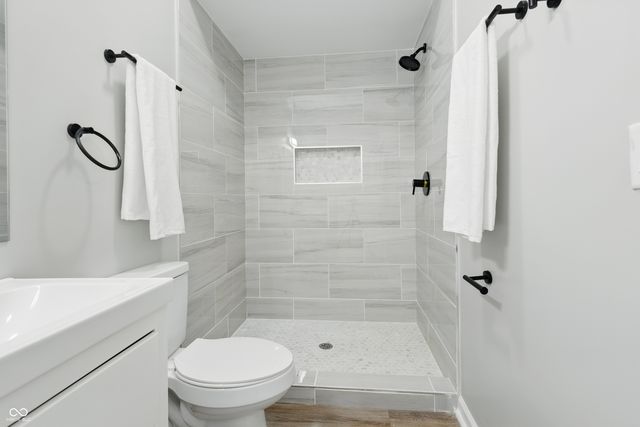 2352 Stuart Street, Indianapolis, IN 46218