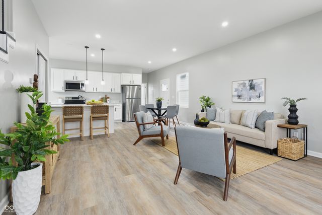 2352 Stuart Street, Indianapolis, IN 46218