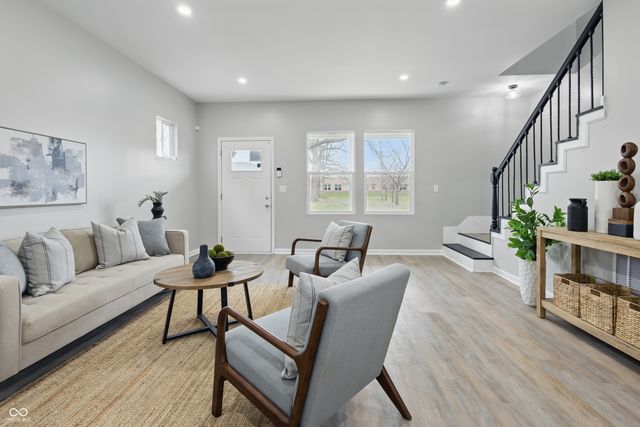 2352 Stuart Street, Indianapolis, IN 46218